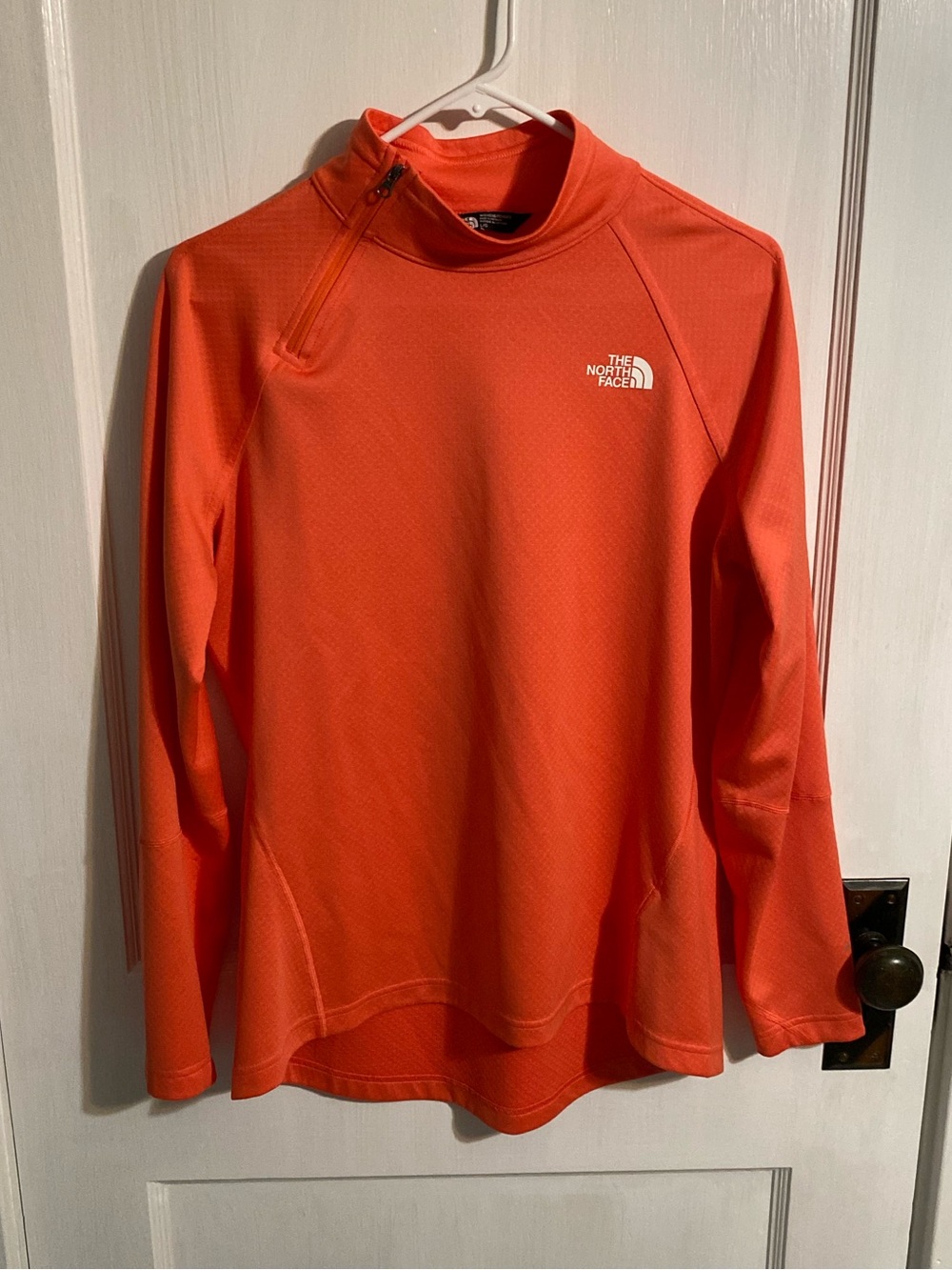North face pull over